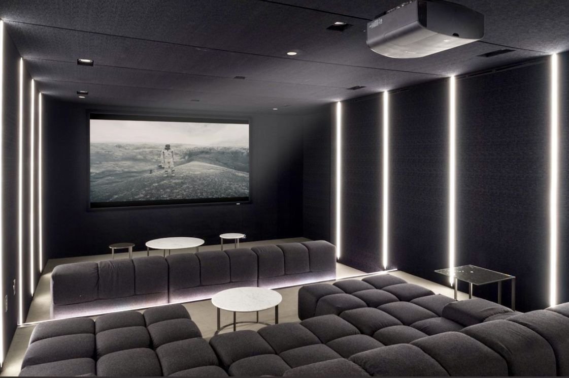 Как обустроить домашний кинотеатр в гостиной: 9 советов — INMYROOM